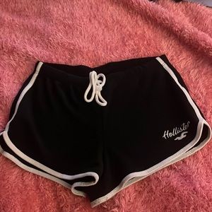 black, size medium shorts, from holister, high-rise, lightly used, comfy